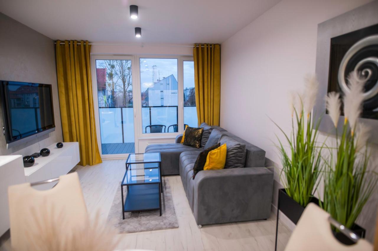 Nowoczesny Apartament Ludova Biskupiec  Eksteriør bilde